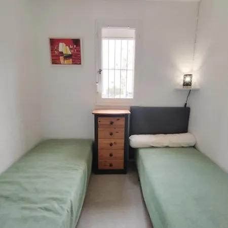 Apartment T3 Pour 4 Pers, Pres De La Plage, Parking Prive - Fr-1-795-61 Narbonne