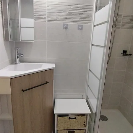 Apartment T3 Pour 4 Pers, Pres De La Plage, Parking Prive - Fr-1-795-61 Narbonne