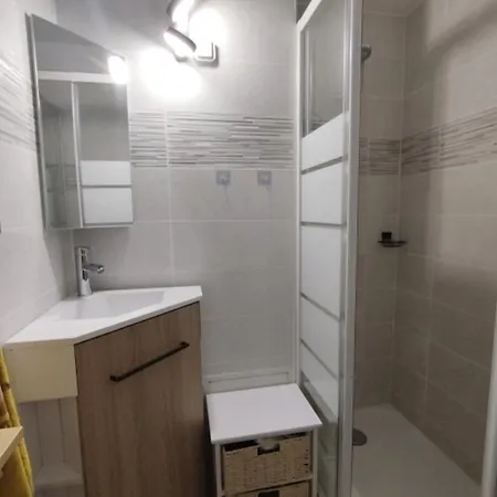 Apartment T3 Pour 4 Pers, Pres De La Plage, Parking Prive - Fr-1-795-61 *