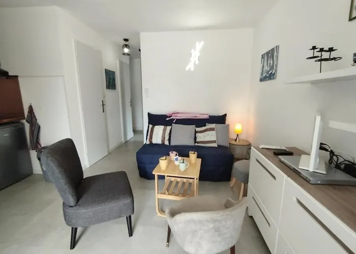 T3 Pour 4 Pers, Pres De La Plage, Parking Prive - Fr-1-795-61 *
